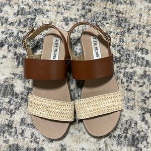 Steve Madden brown leather/rafia style sandal